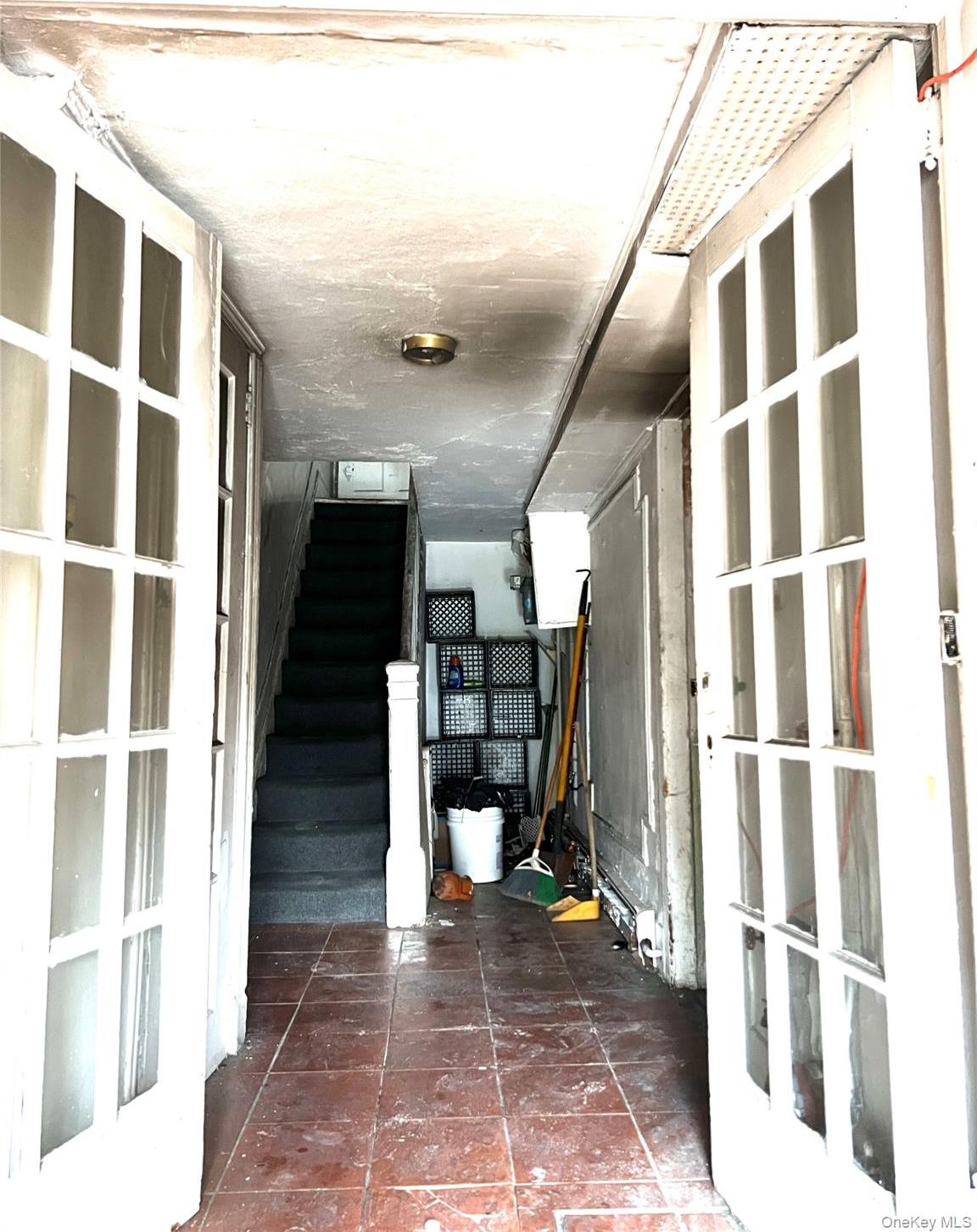 Single Family Welling  Queens, NY 11102, MLS-930666-10