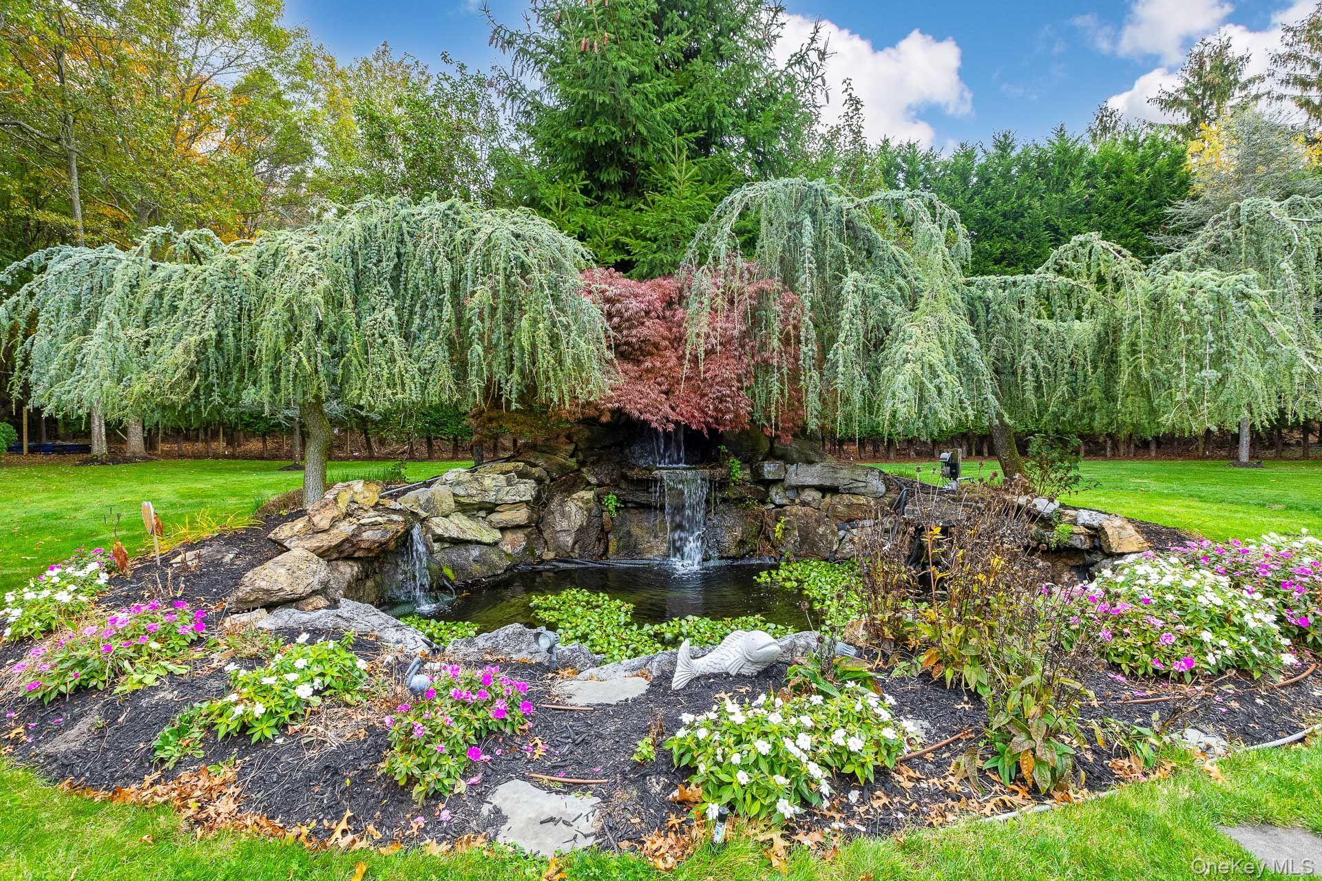 Single Family Old Neck  Suffolk County, NY 11949, MLS-930685-29