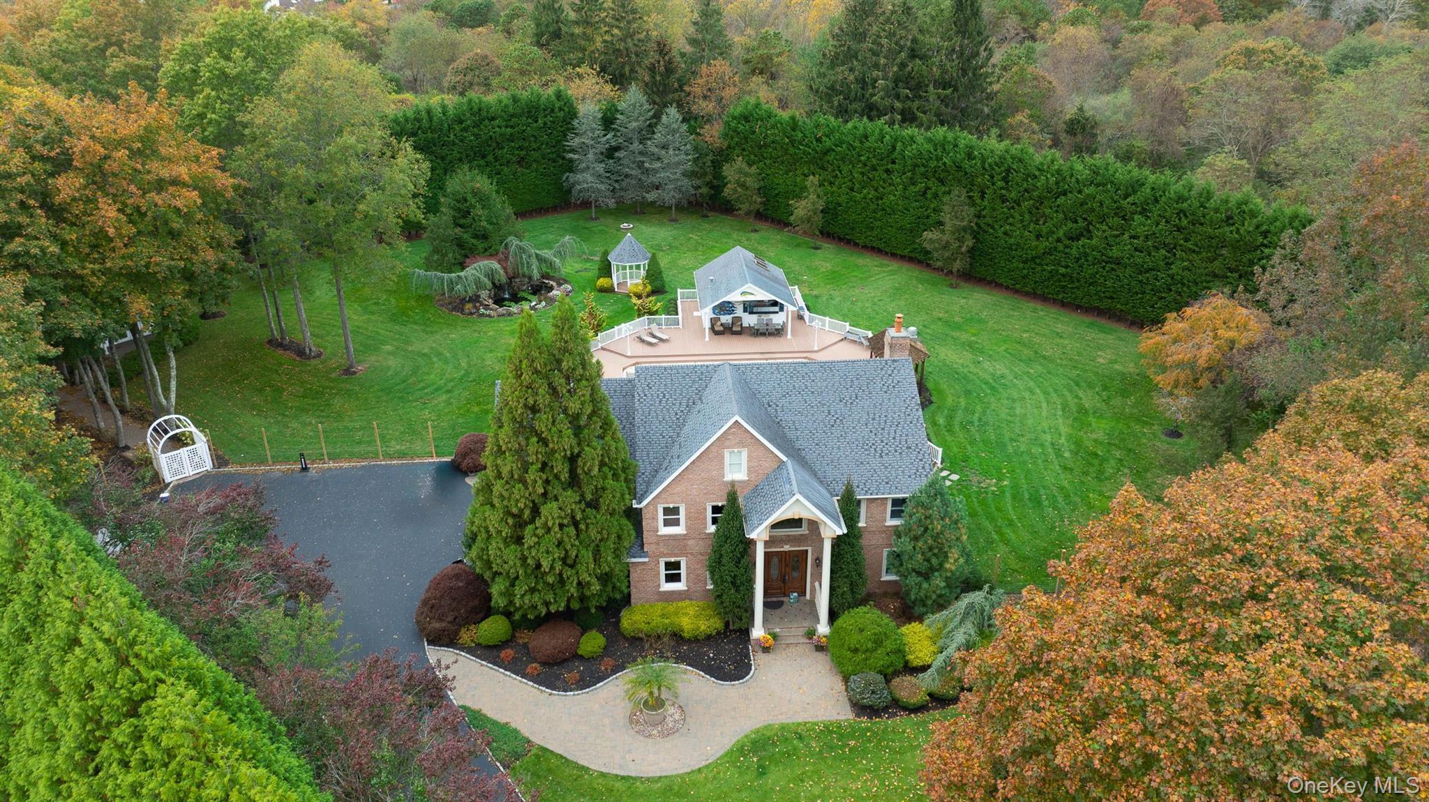 Single Family Old Neck  Suffolk County, NY 11949, MLS-930685-3