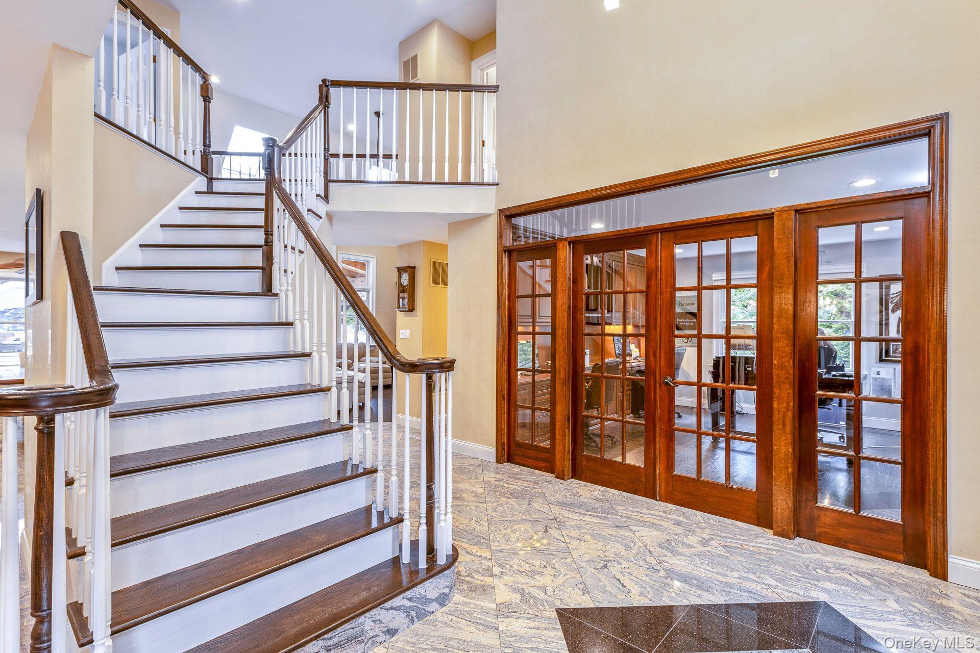 Single Family Old Neck  Suffolk County, NY 11949, MLS-930685-9