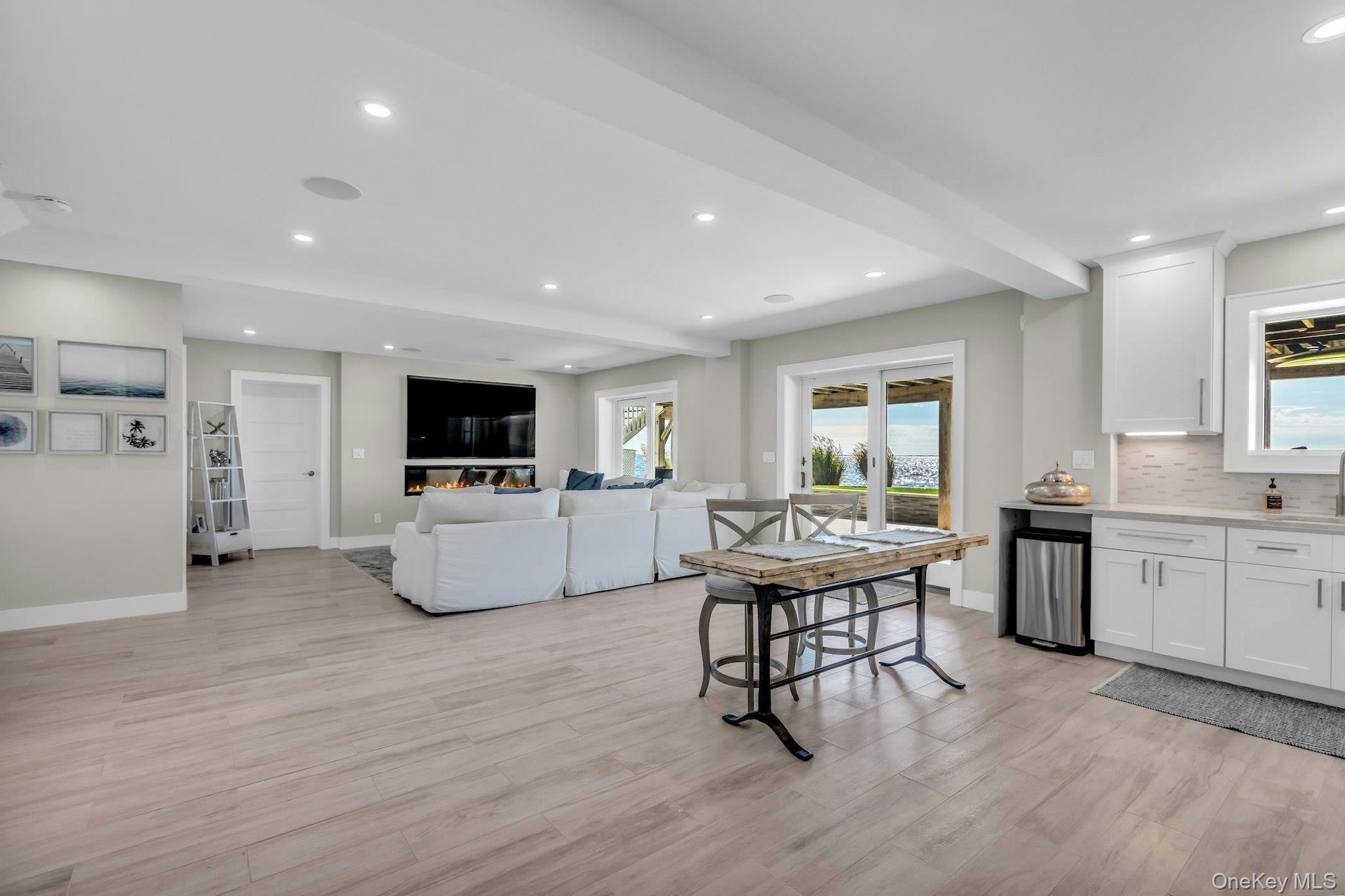 Single Family Edgewater Suffolk County, NY 11705, MLS-930696-21