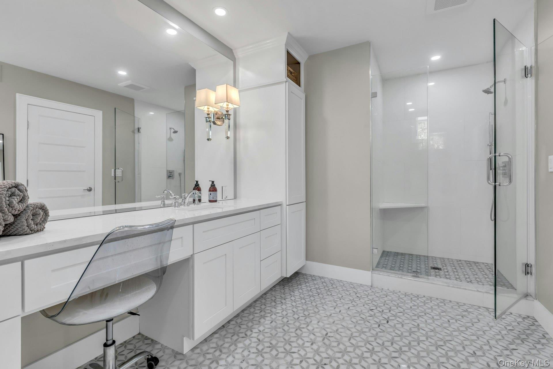 Single Family Edgewater Suffolk County, NY 11705, MLS-930696-26