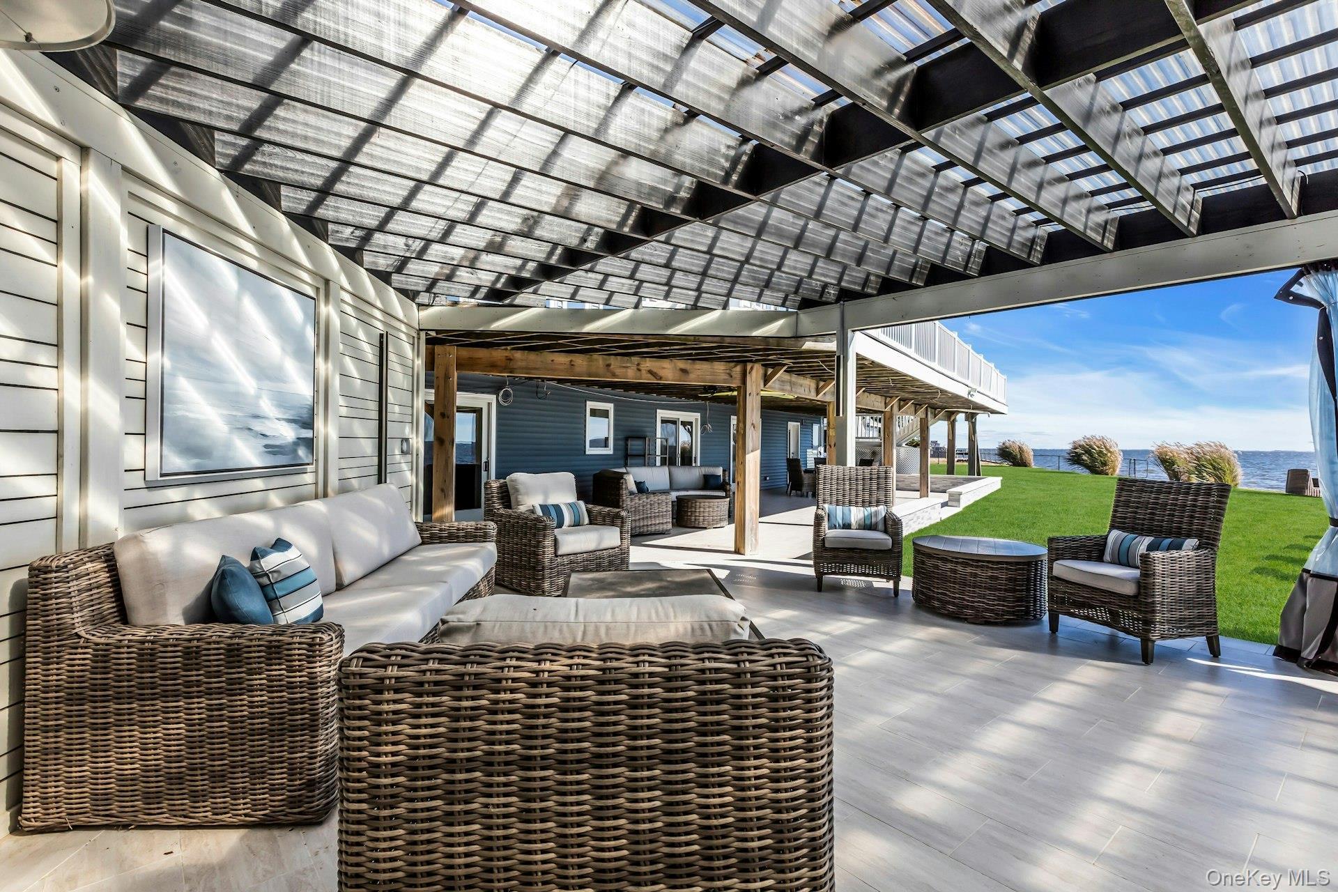 Single Family Edgewater Suffolk County, NY 11705, MLS-930696-41