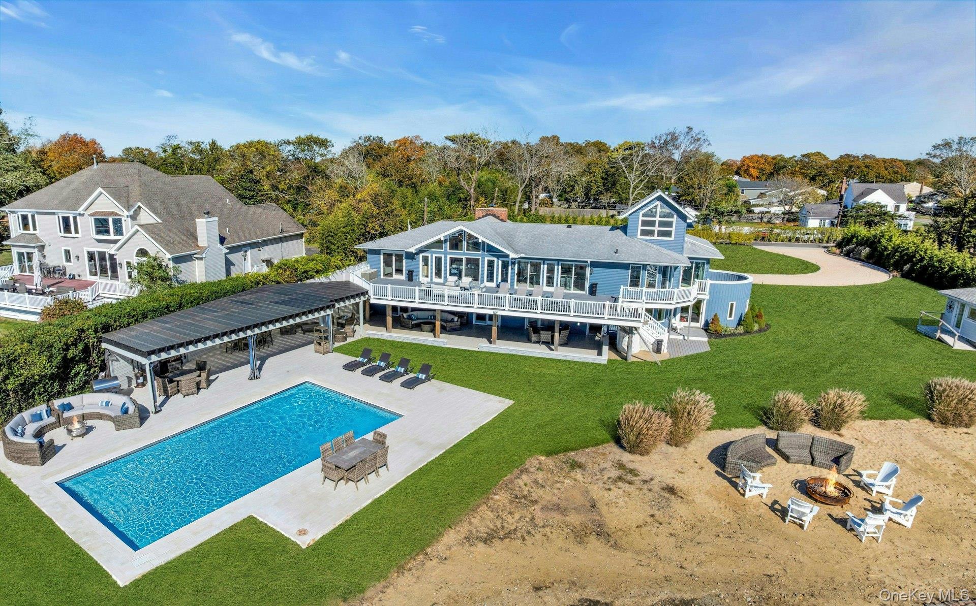 Single Family Edgewater  Suffolk County, NY 11705, MLS-930696-47