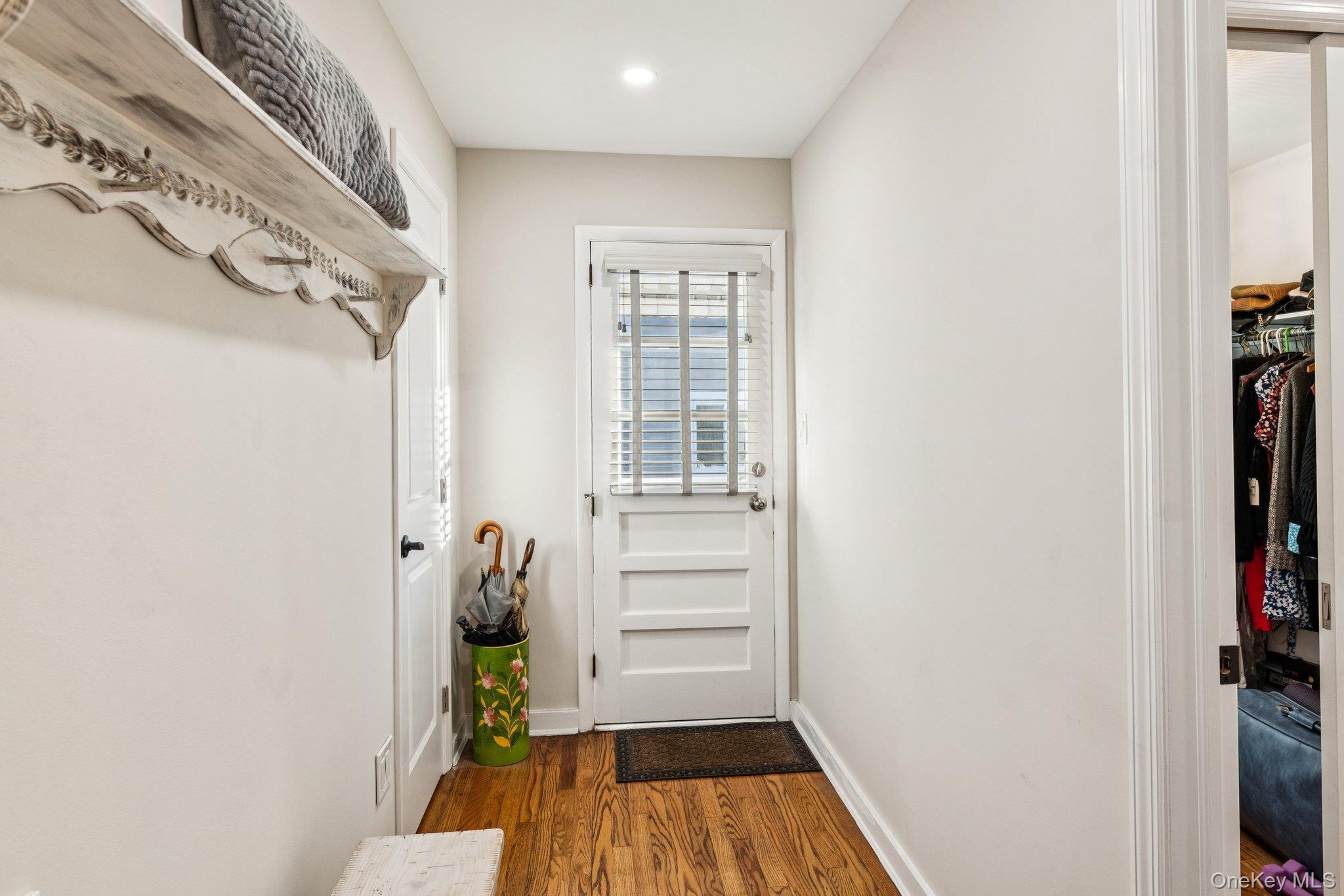 Single Family 1st  Suffolk County, NY 11731, MLS-930697-25