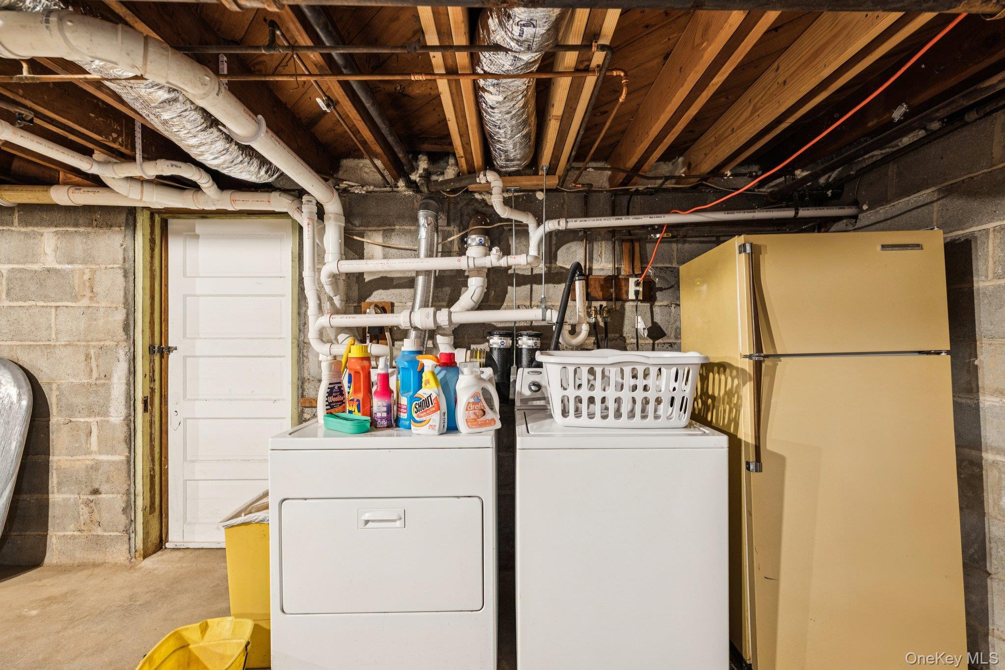 Single Family 1st  Suffolk County, NY 11731, MLS-930697-32