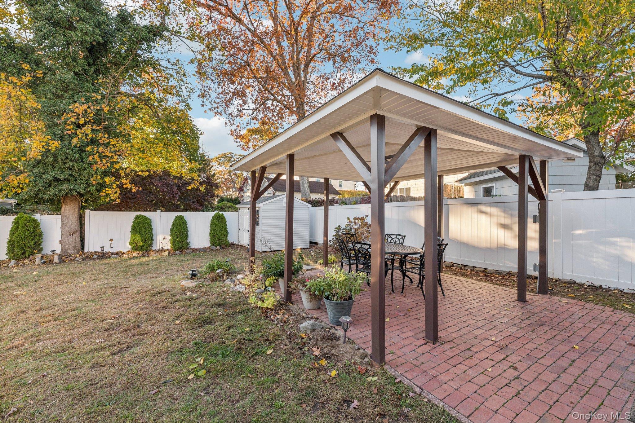 Single Family 1st  Suffolk County, NY 11731, MLS-930697-35