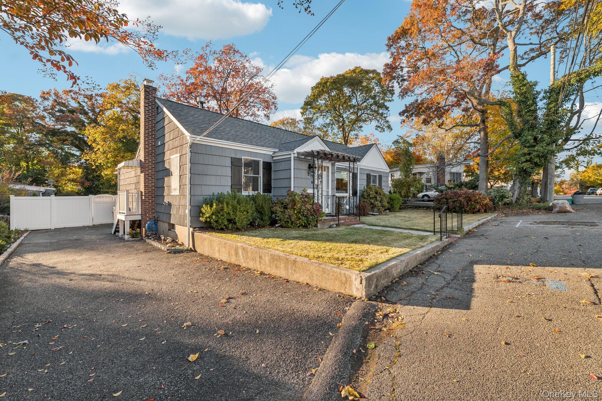 Single Family 1st  Suffolk County, NY 11731, MLS-930697-42