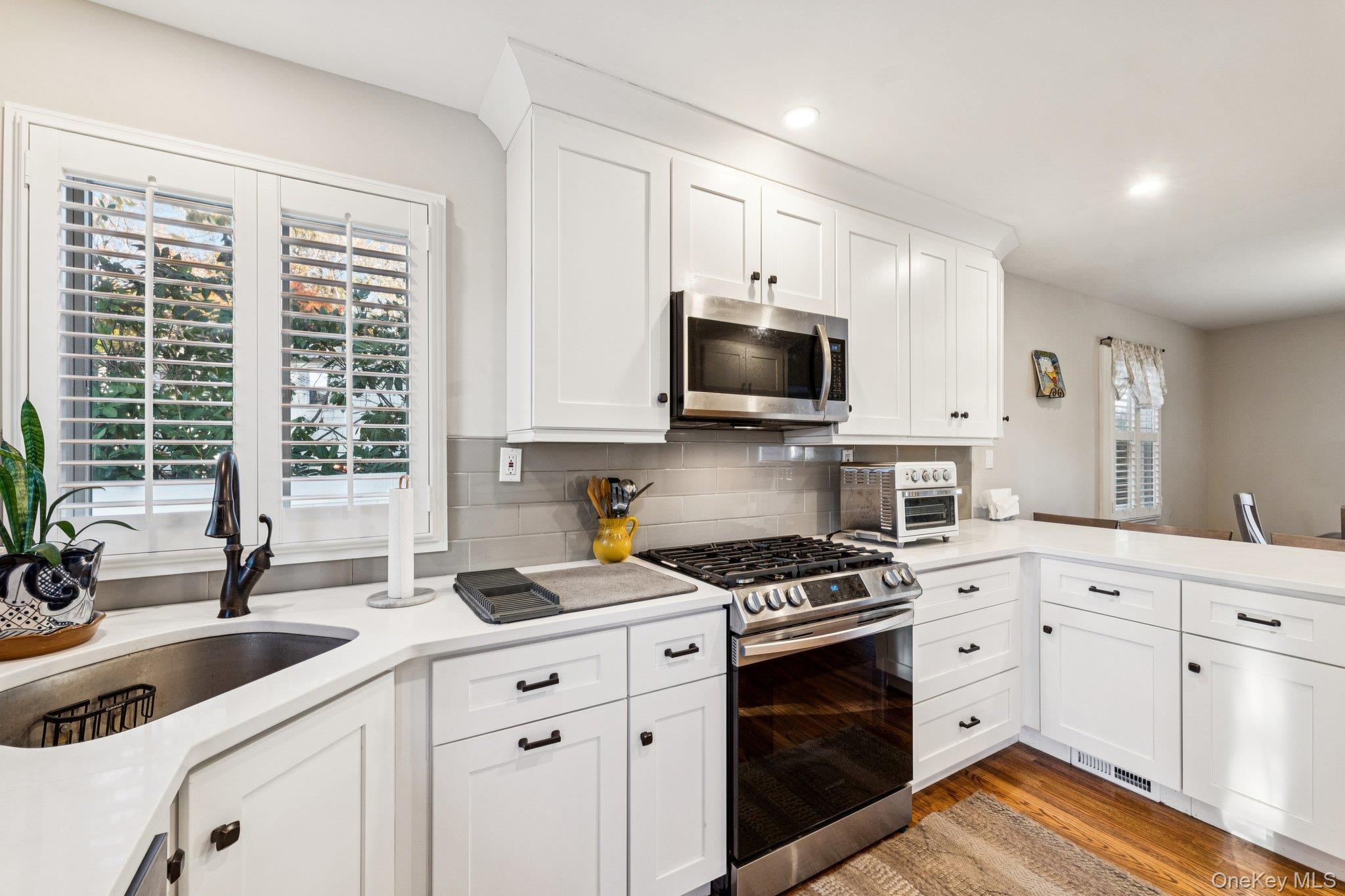 Single Family 1st  Suffolk County, NY 11731, MLS-930697-8