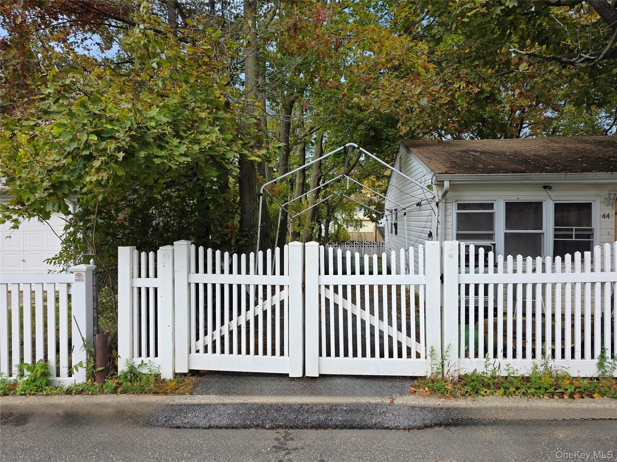 Single Family Carnegie  Nassau County, NY 11003, MLS-930698-10