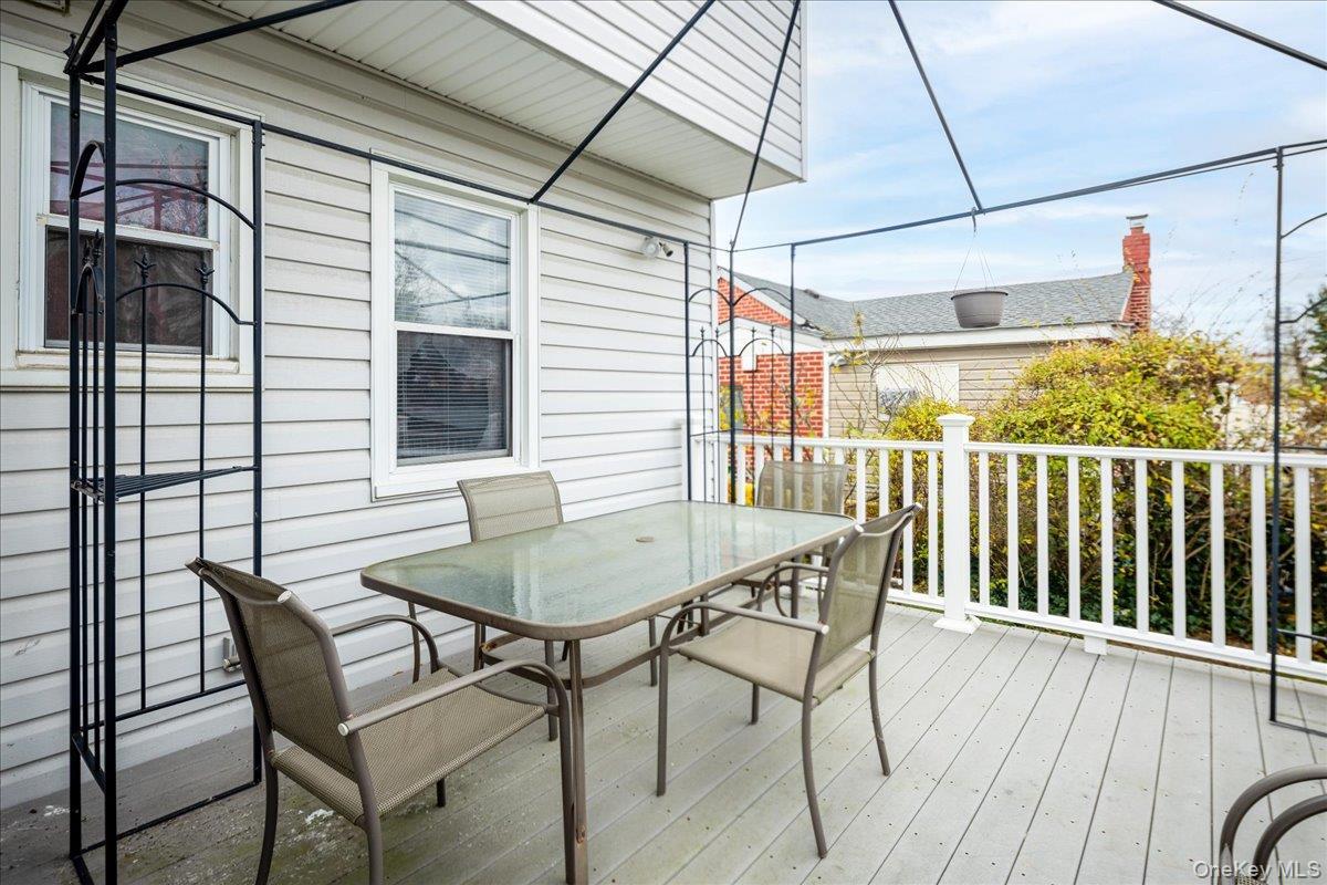 Single Family Nelson Nassau County, NY 11003, MLS-930702-21