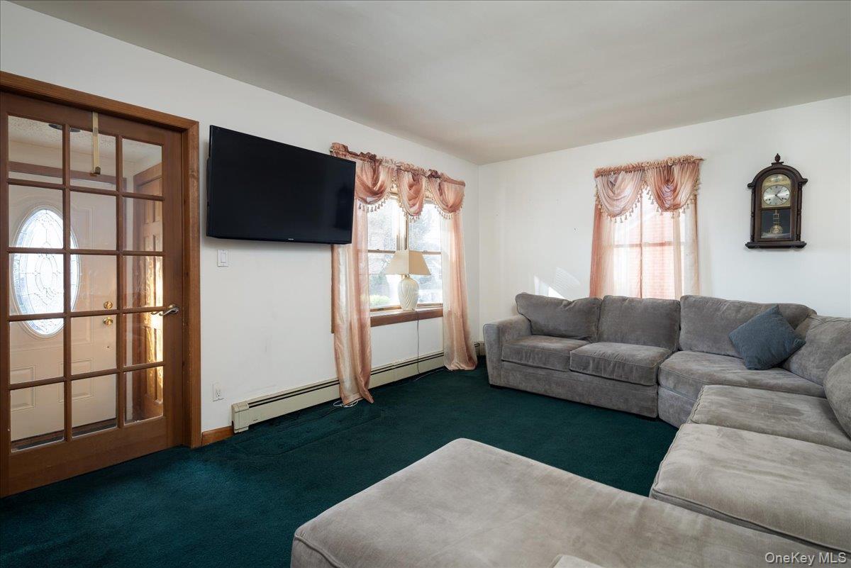 Single Family Nelson Nassau County, NY 11003, MLS-930702-4