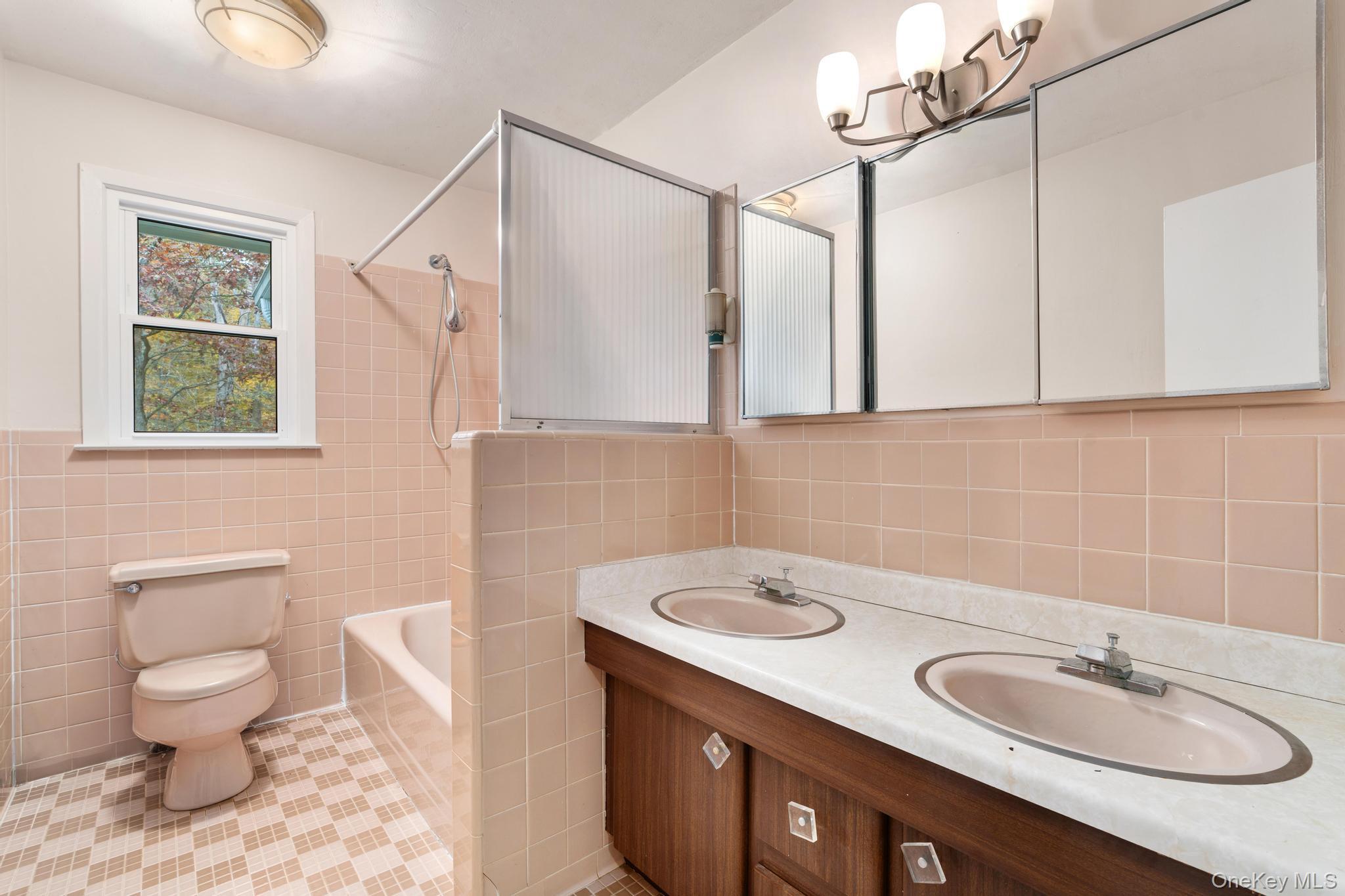 Single Family Brandon Westchester County, NY 10549, MLS-930704-10