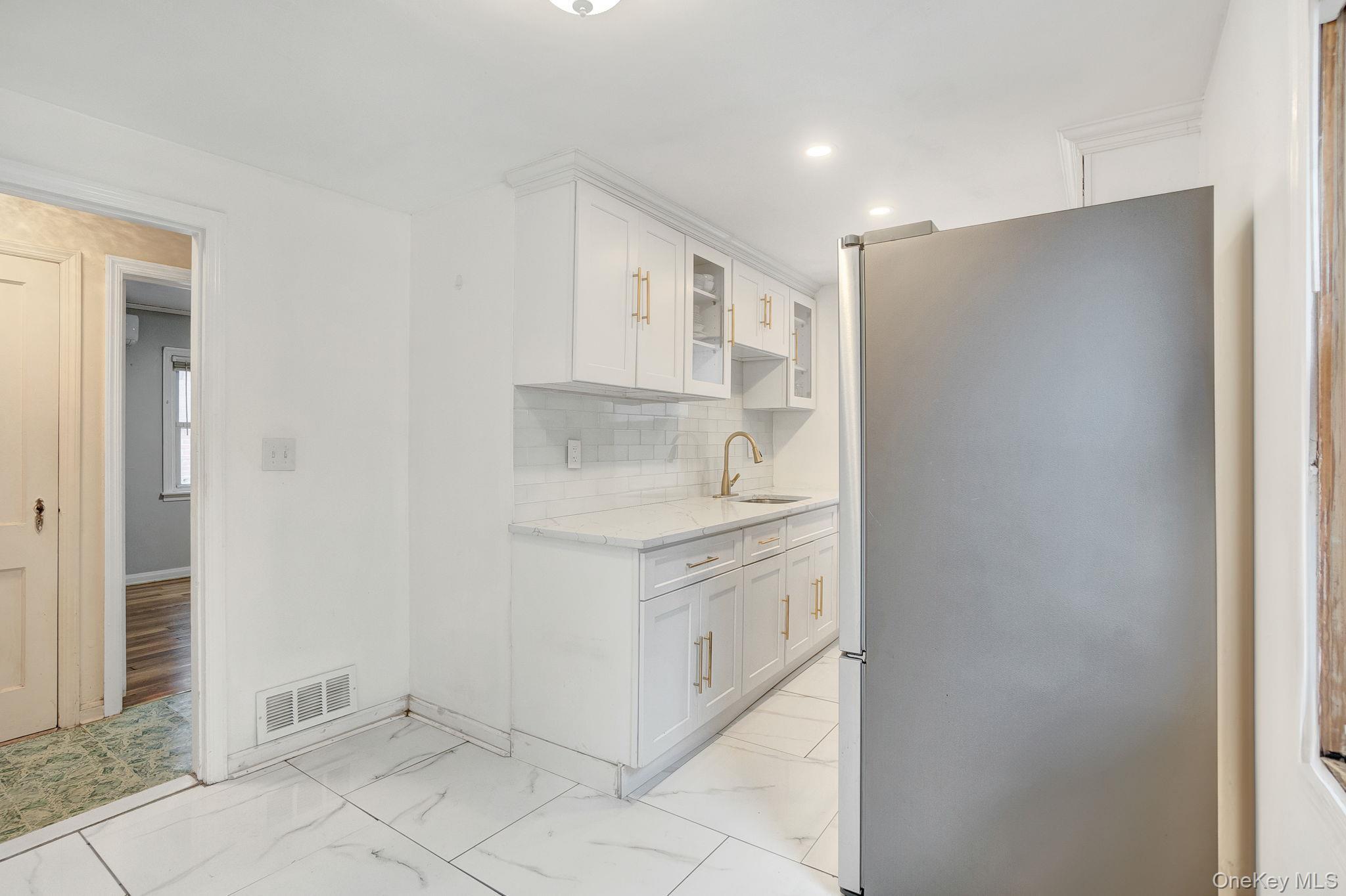 Single Family 130th  Queens, NY 11413, MLS-930732-12