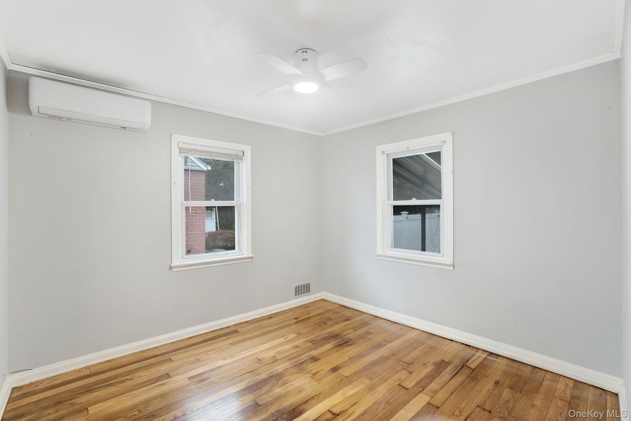 Single Family 130th  Queens, NY 11413, MLS-930732-15