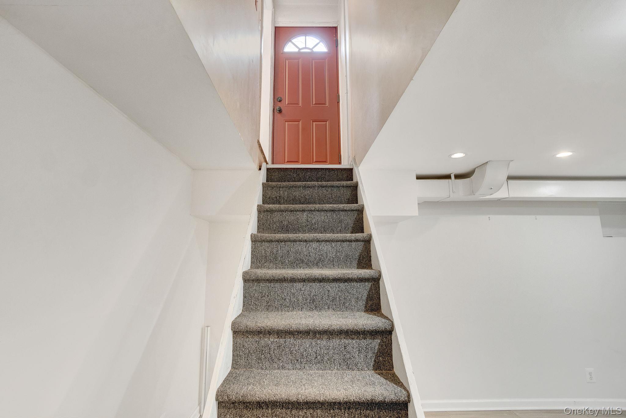 Single Family 130th  Queens, NY 11413, MLS-930732-28