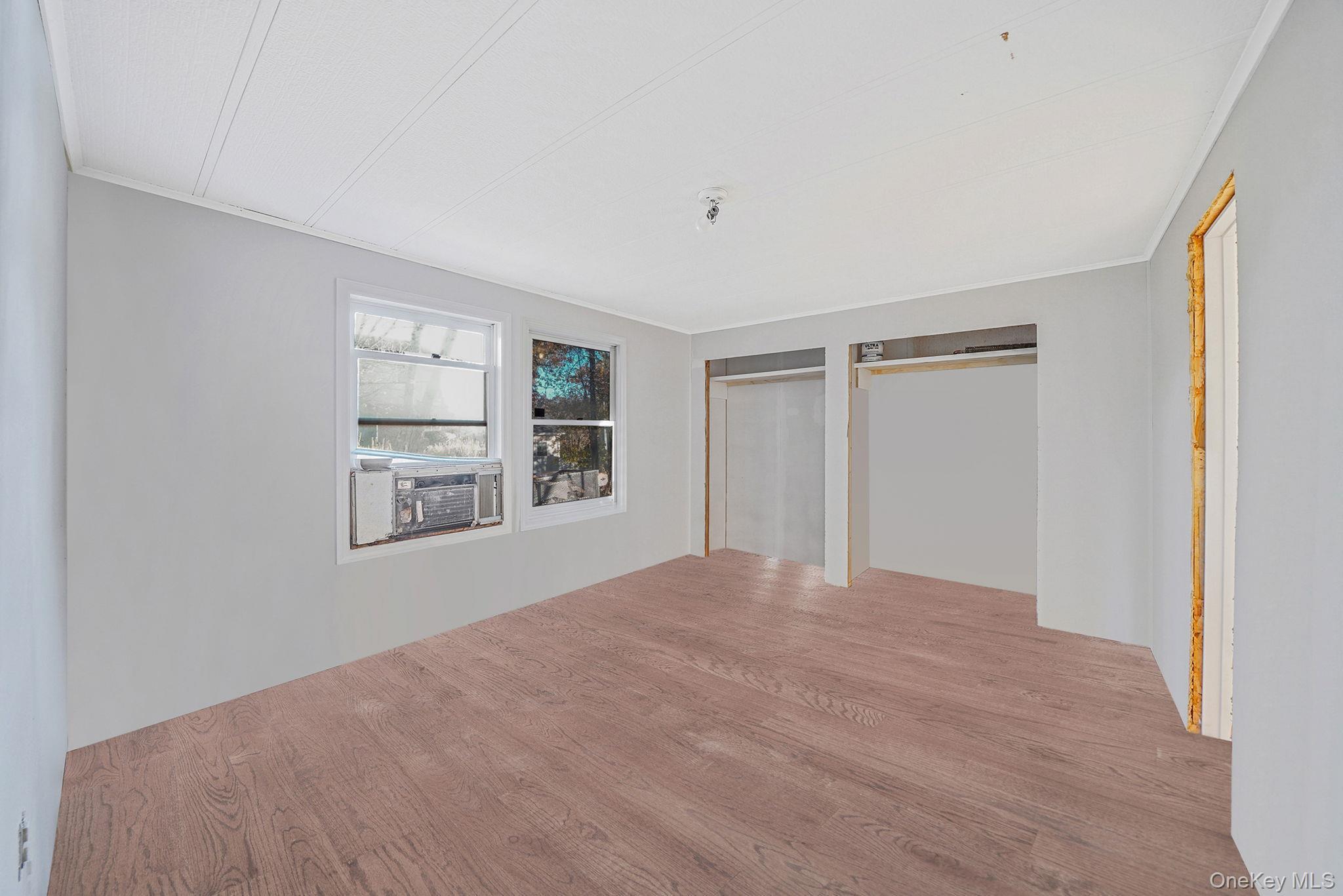 Single Family Erie  Suffolk County, NY 11741, MLS-930752-19