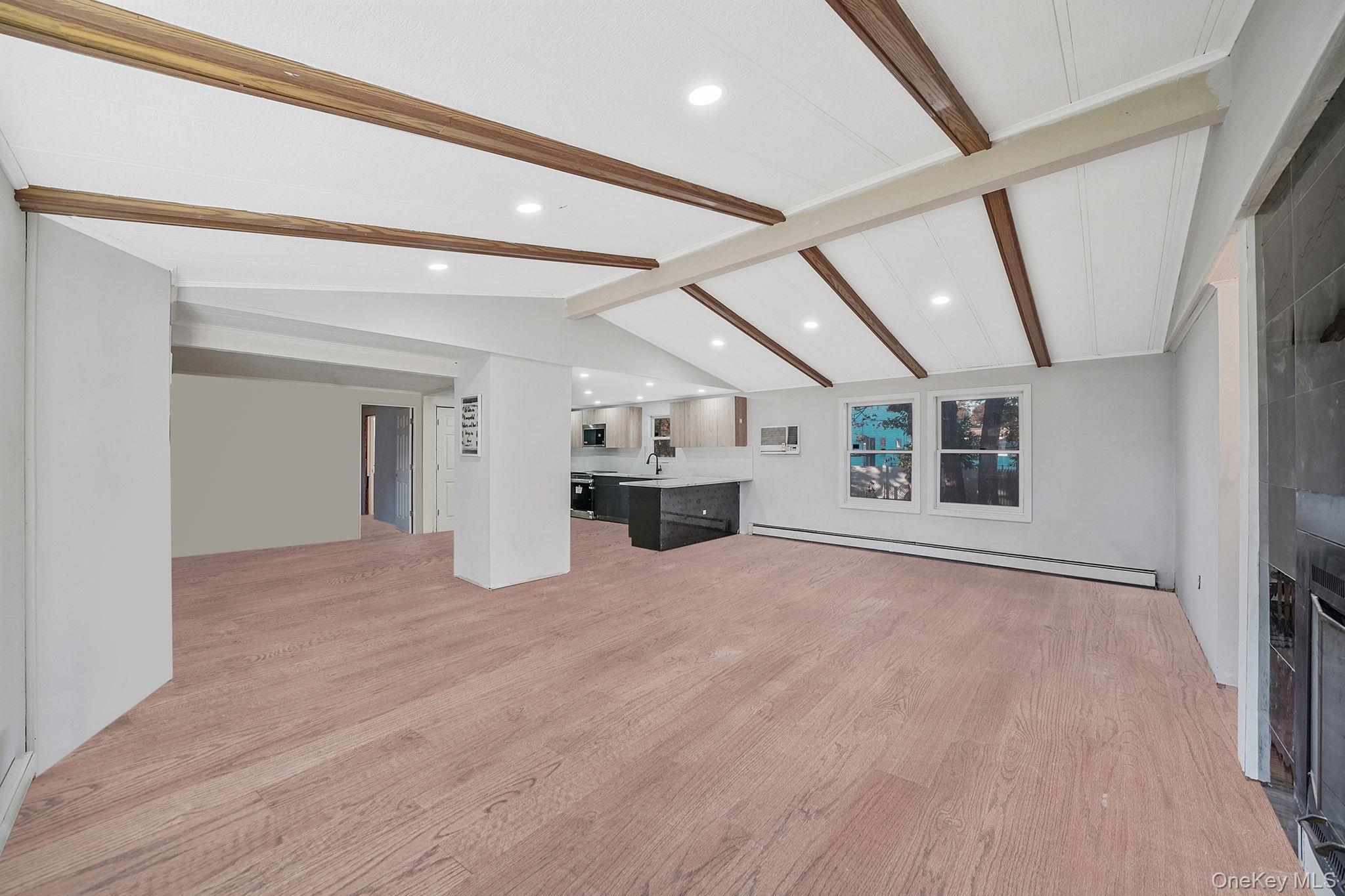 Single Family Erie  Suffolk County, NY 11741, MLS-930752-5