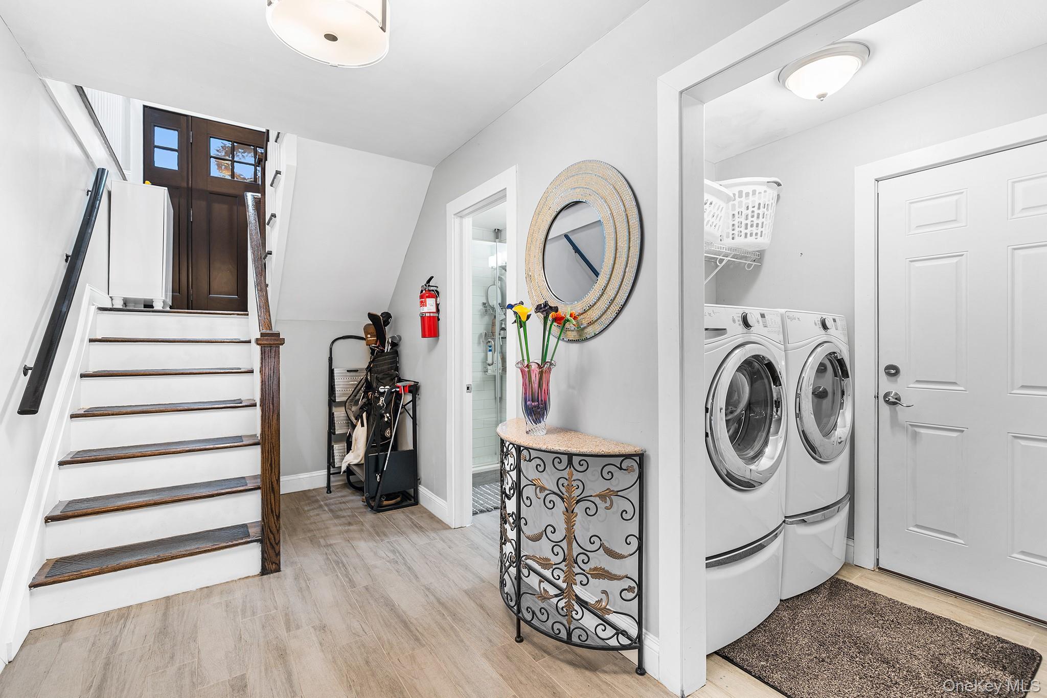 Single Family Hitching Post Nassau County, NY 11542, MLS-930753-27