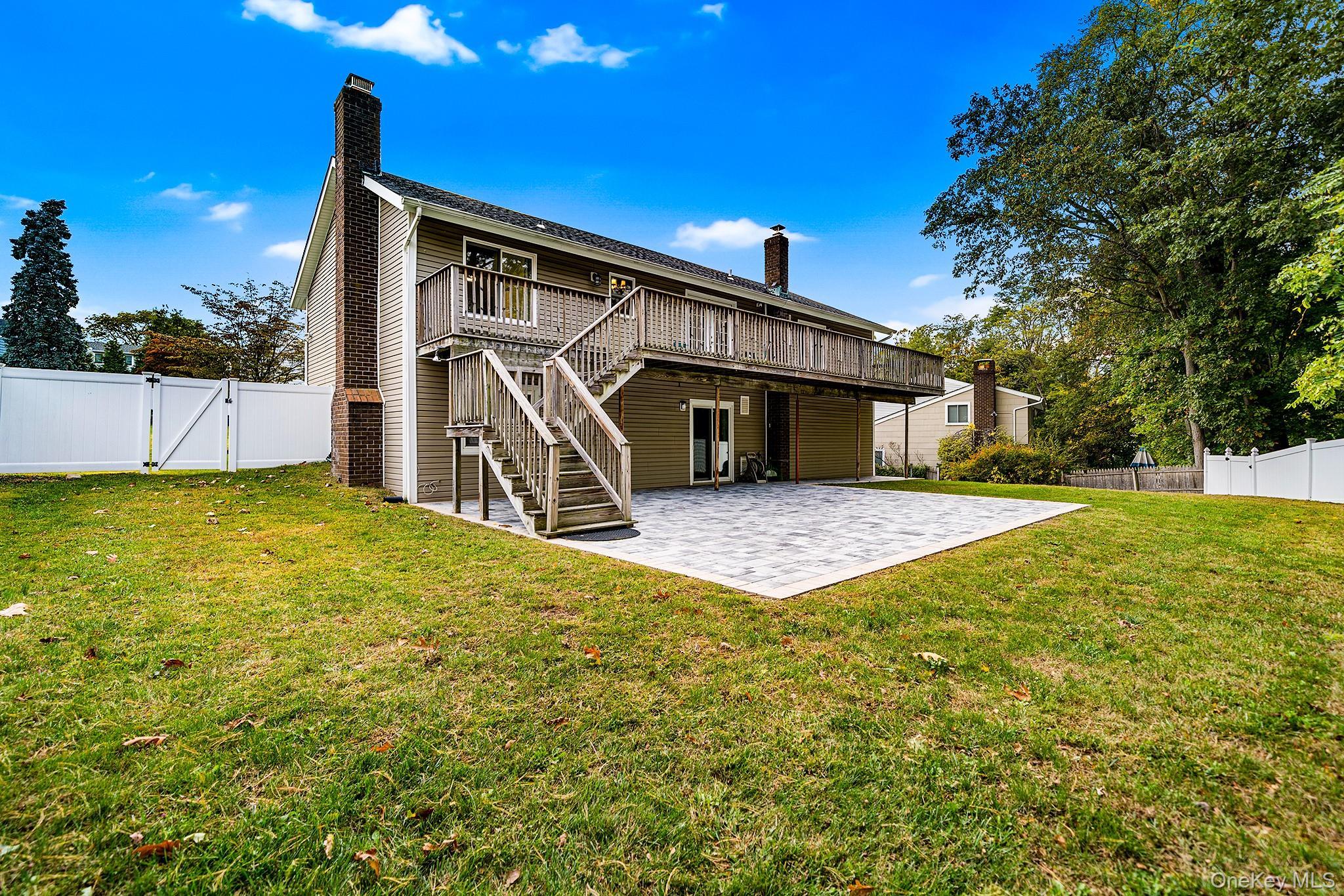 Single Family Hitching Post Nassau County, NY 11542, MLS-930753-33