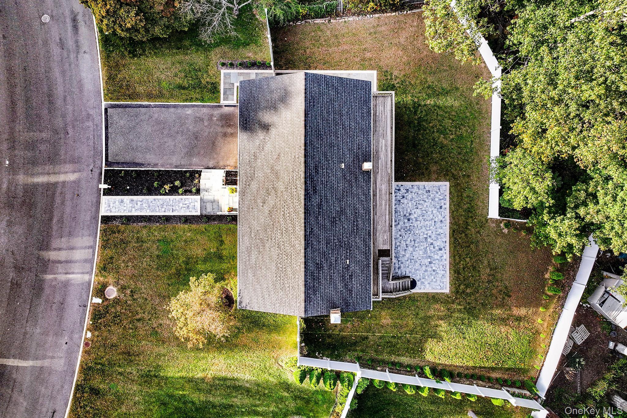 Single Family Hitching Post Nassau County, NY 11542, MLS-930753-5