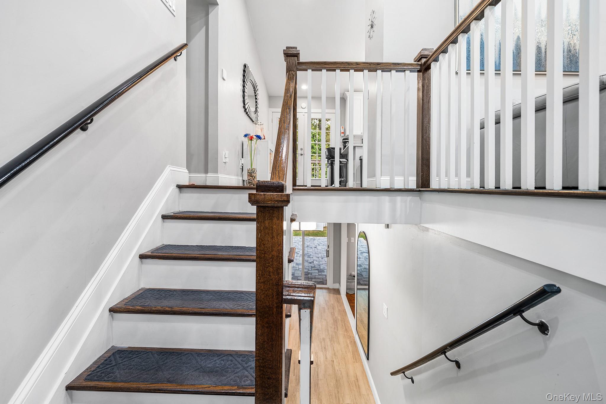 Single Family Hitching Post Nassau County, NY 11542, MLS-930753-6