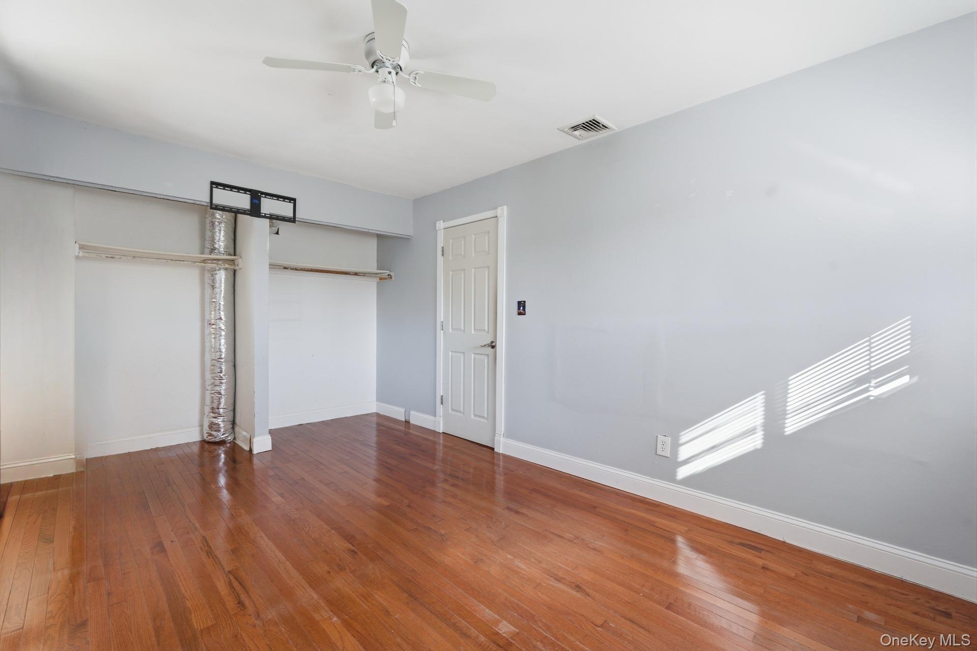 Single Family Date  Suffolk County, NY 11722, MLS-930765-15