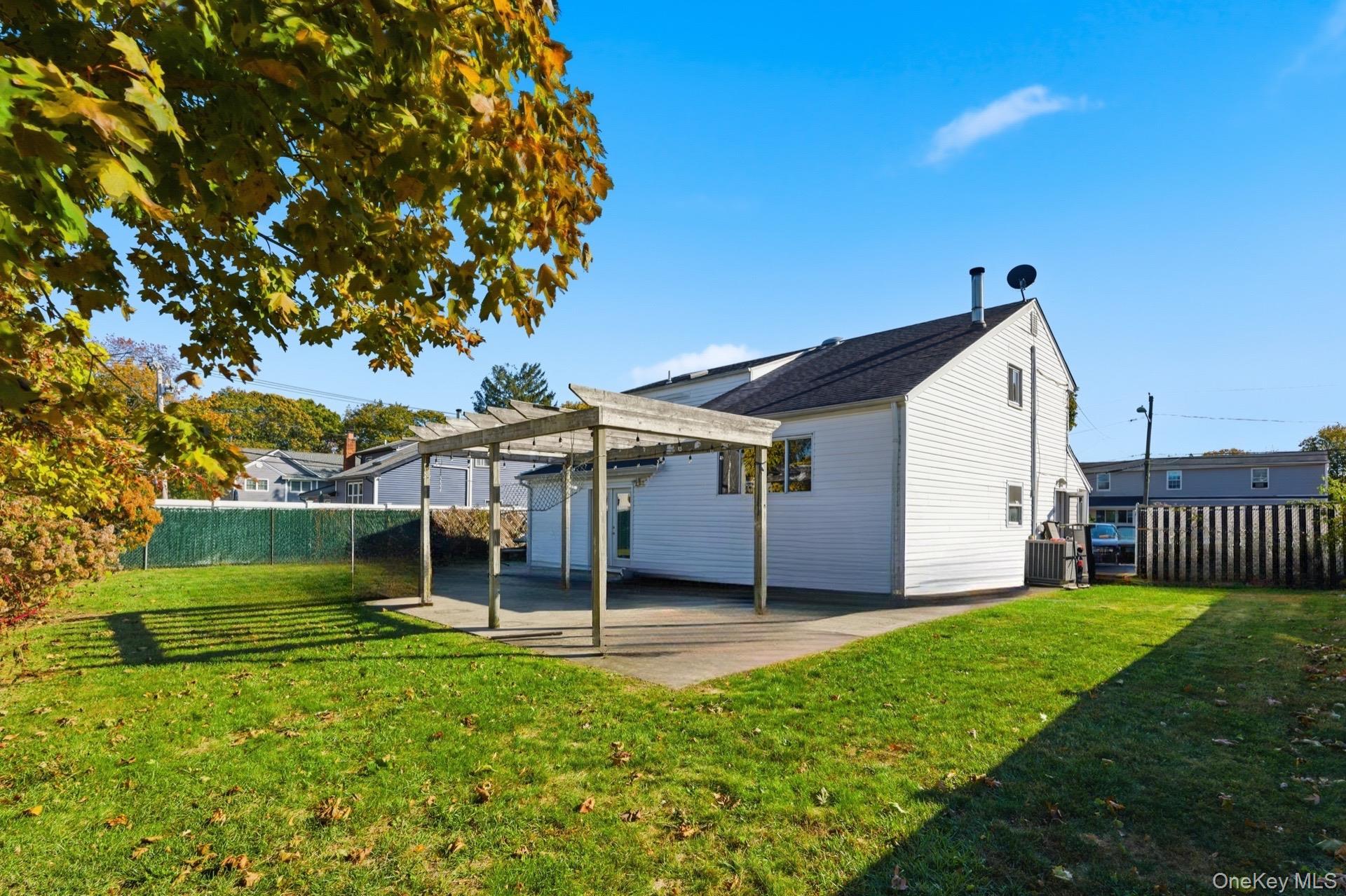 Single Family Date  Suffolk County, NY 11722, MLS-930765-21