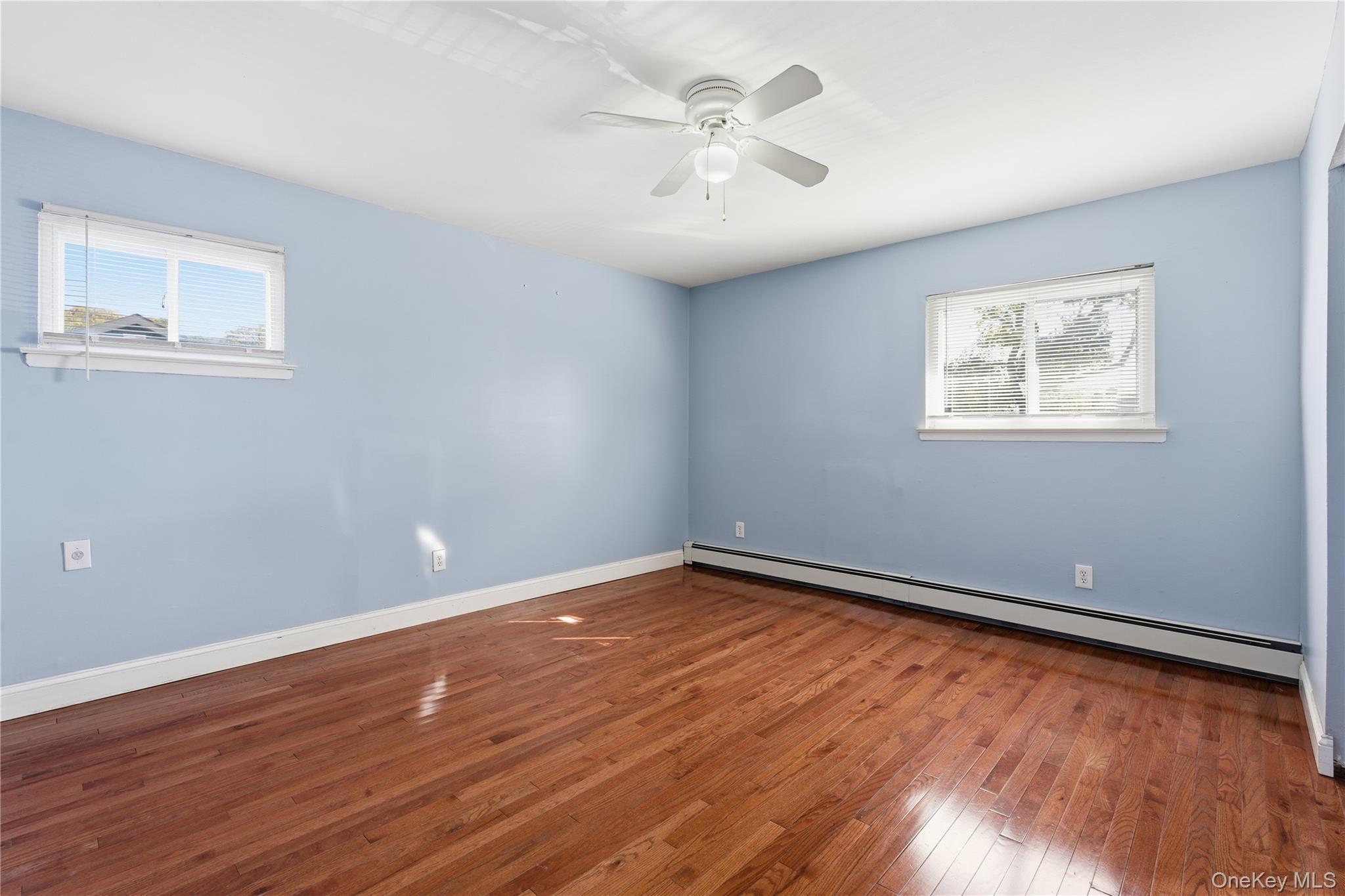 Single Family Date  Suffolk County, NY 11722, MLS-930765-8