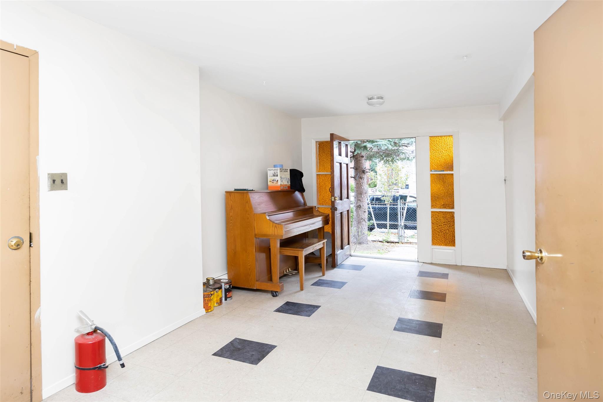 Single Family 125th Queens, NY 11356, MLS-930772-12