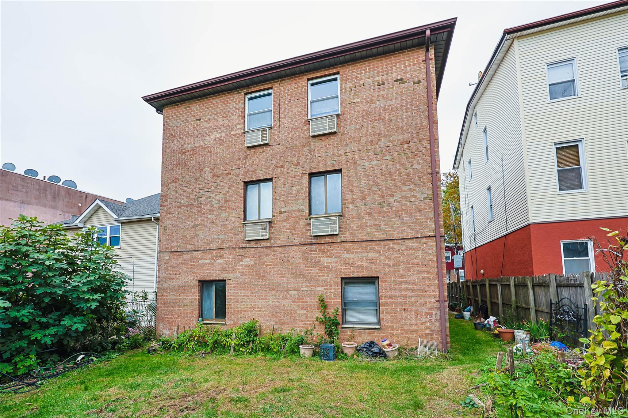 Single Family 125th Queens, NY 11356, MLS-930772-5