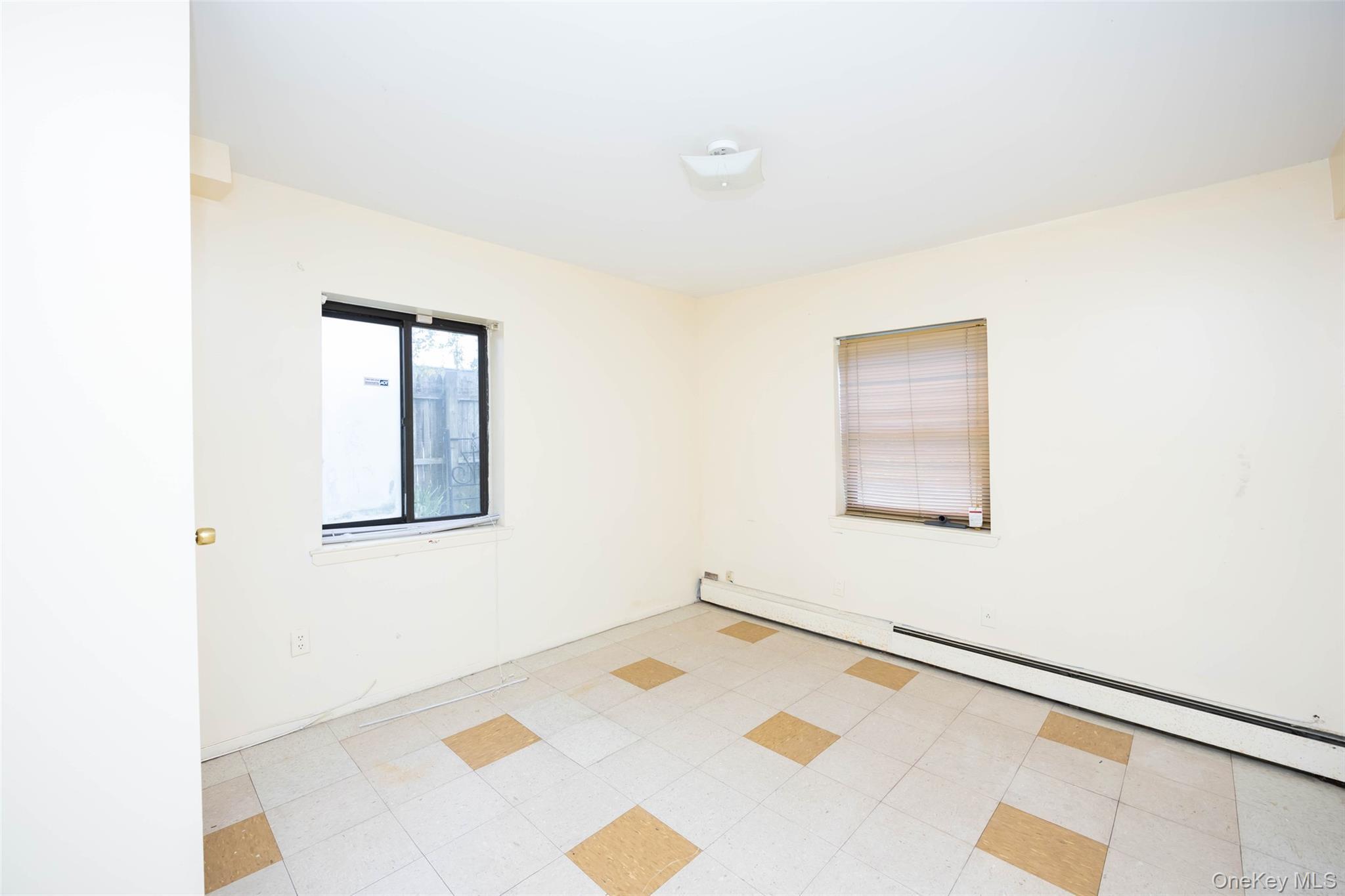 Single Family 125th Queens, NY 11356, MLS-930772-8