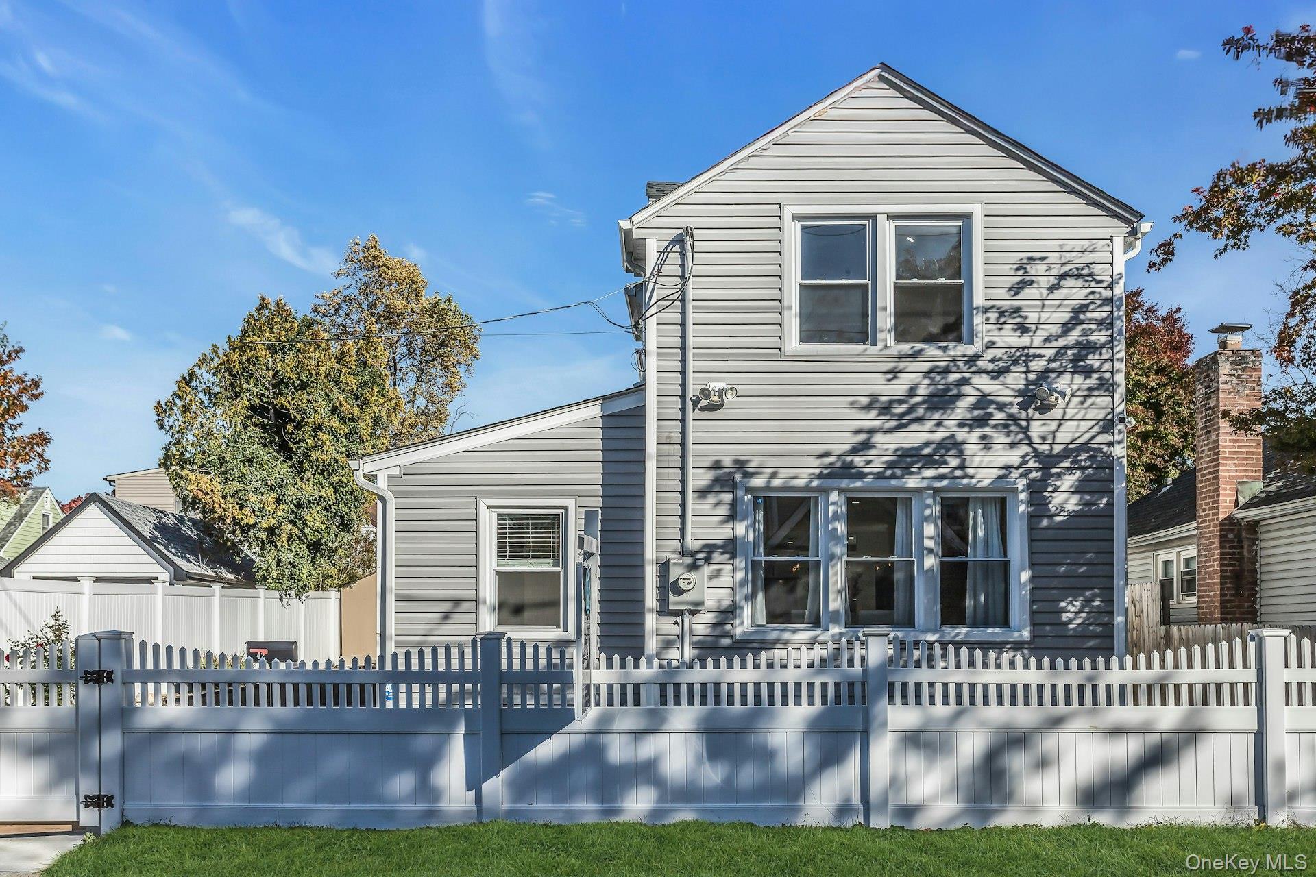 Single Family 13th  Nassau County, NY 11560, MLS-930778-3