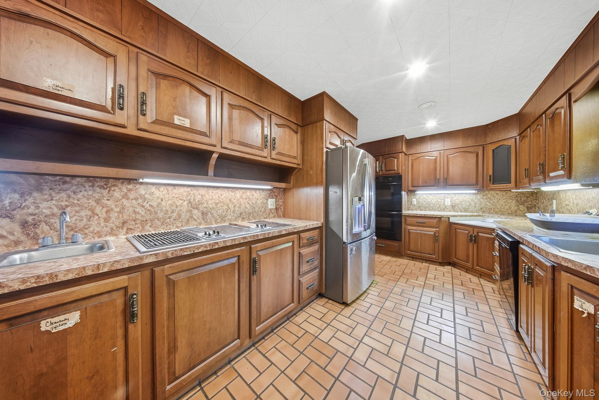 Single Family Highview  Sullivan County, NY 12721, MLS-930791-18