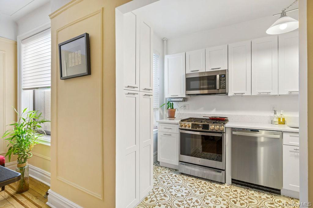 Coop Calton  Westchester County, NY 10804, MLS-930803-12