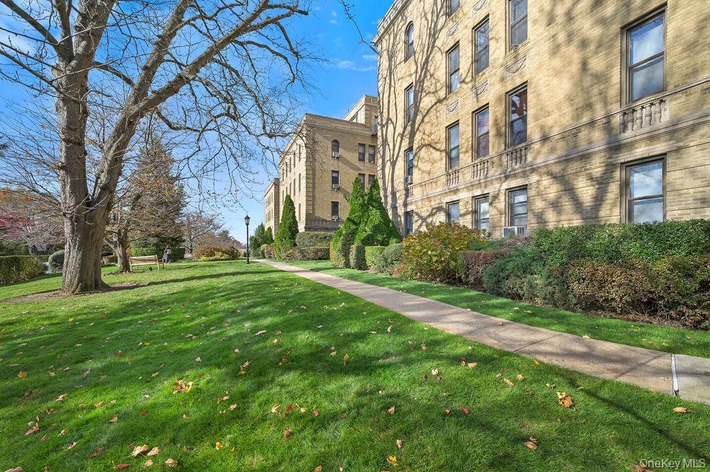 Coop Calton  Westchester County, NY 10804, MLS-930803-28