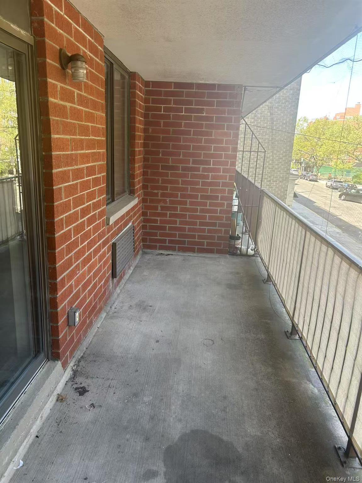 Condo 35th  Queens, NY 11354, MLS-930805-2