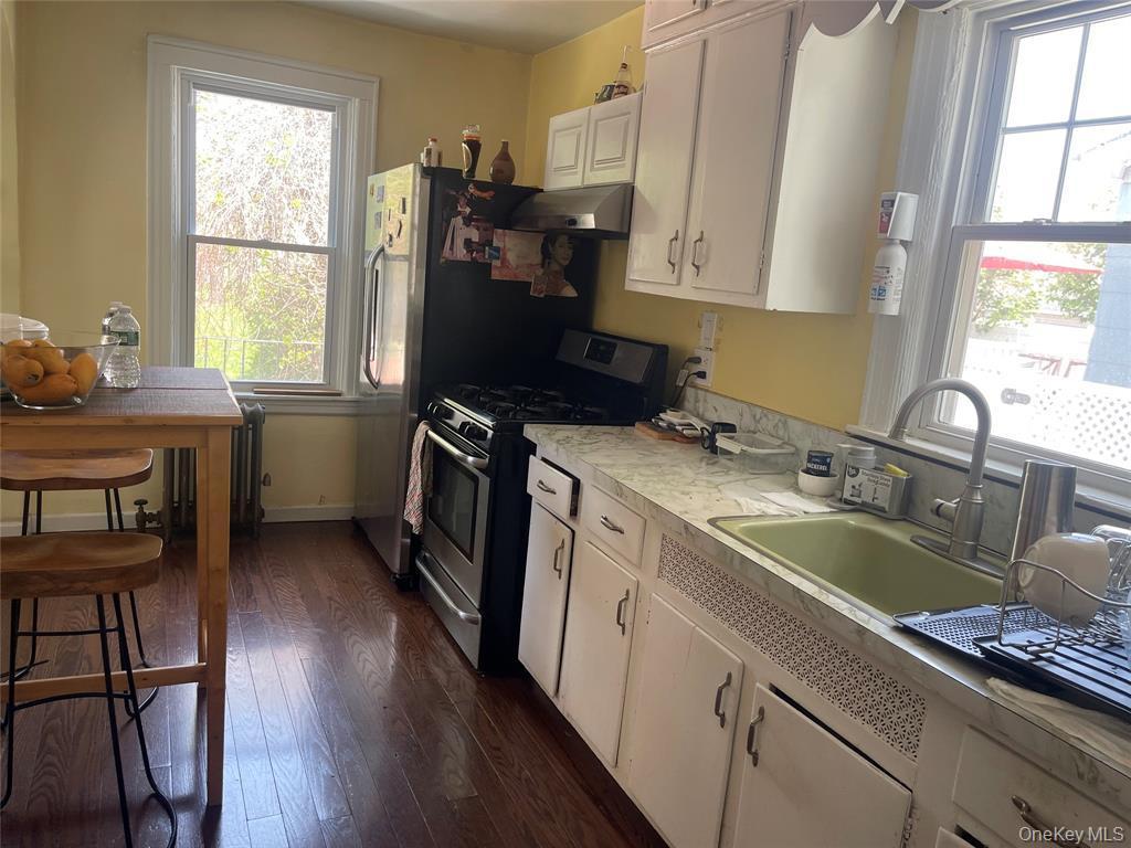 Single Family 88  Queens, NY 11426, MLS-930806-4