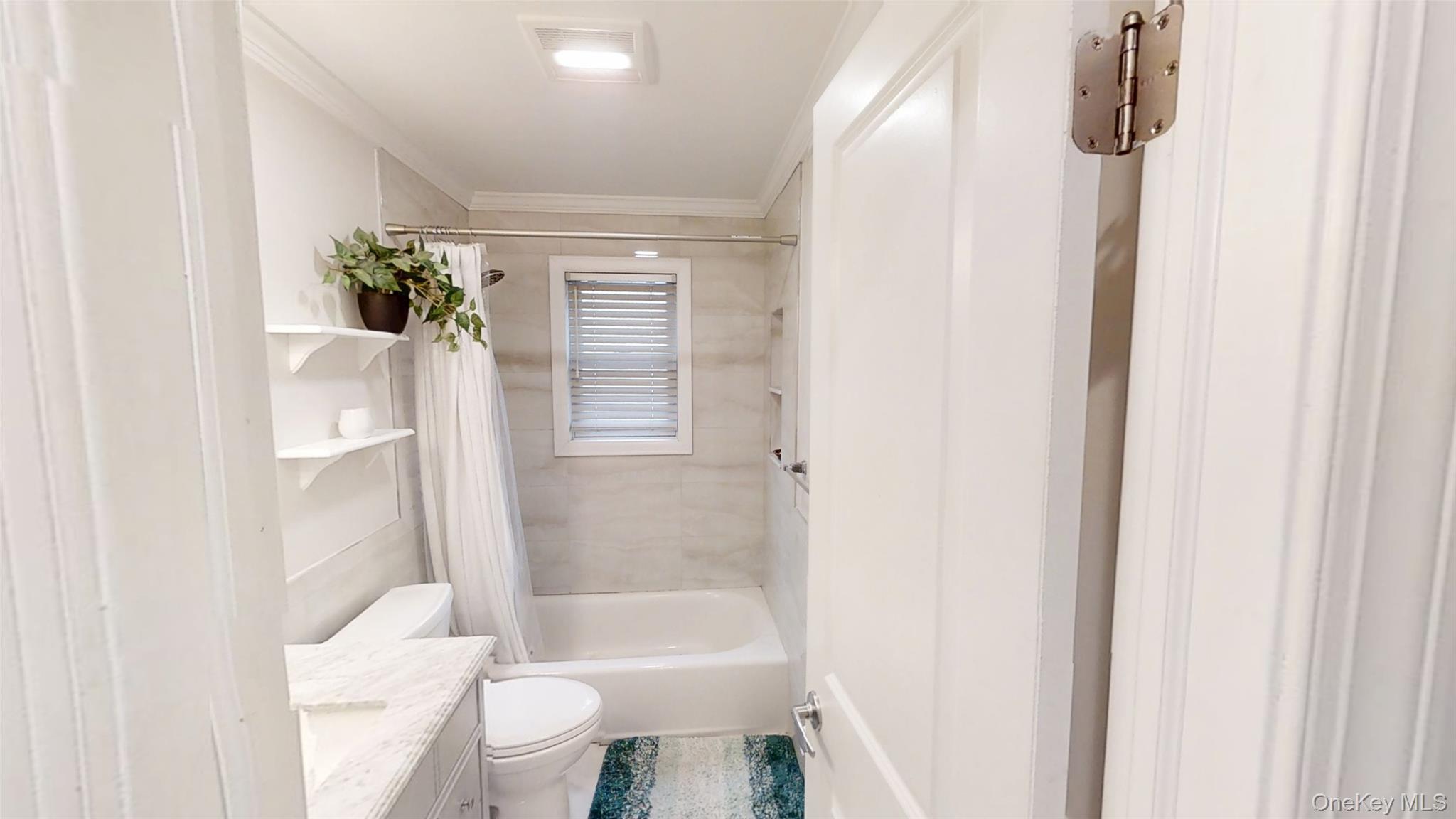 Single Family Woodrow  Suffolk County, NY 11704, MLS-930814-7