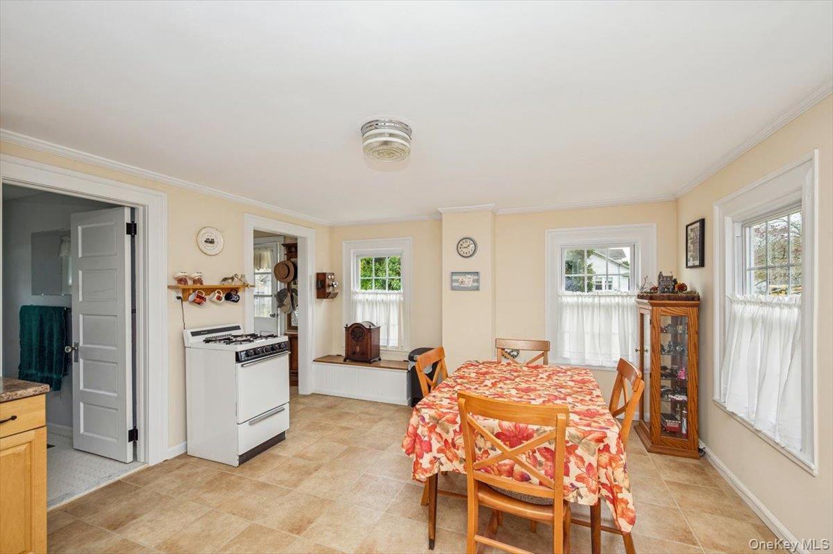 Single Family Locust  Suffolk County, NY 11716, MLS-930818-12