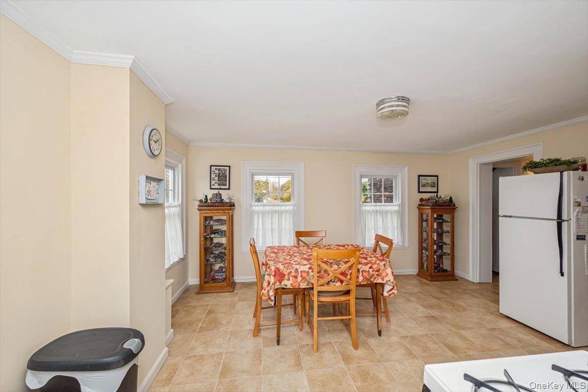 Single Family Locust  Suffolk County, NY 11716, MLS-930818-14