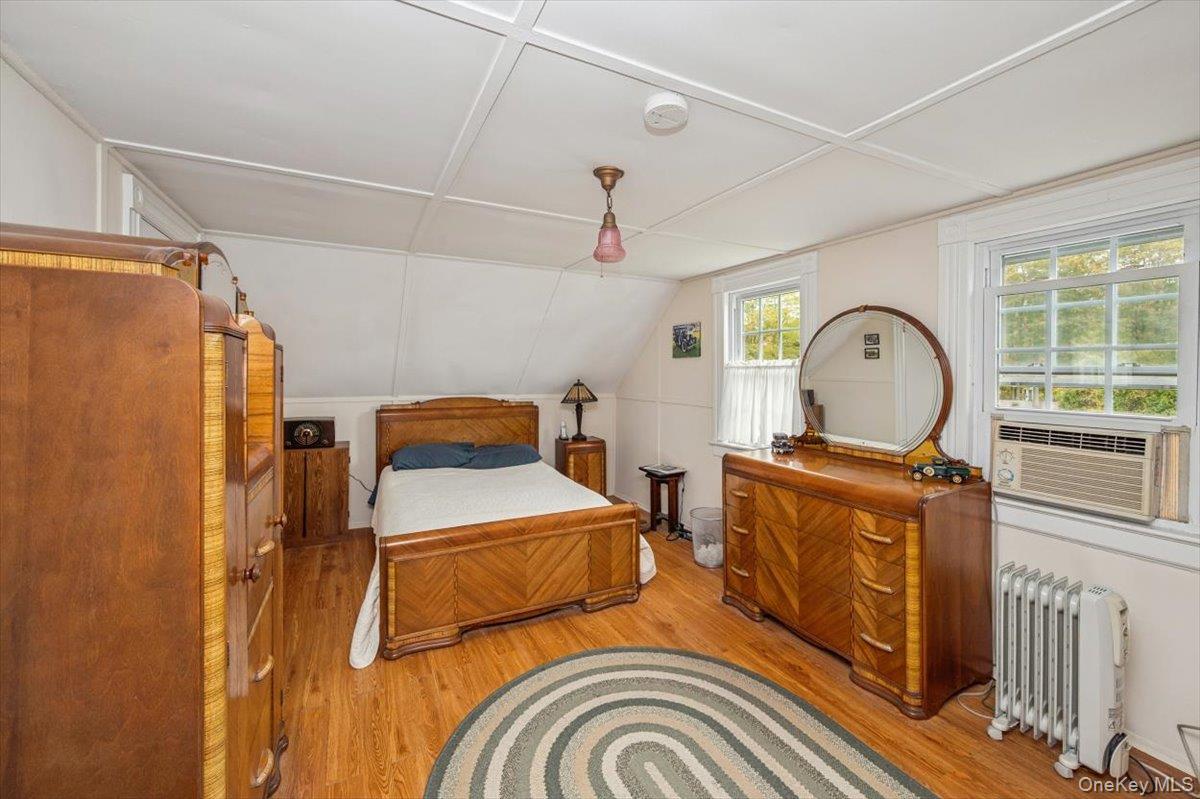 Single Family Locust  Suffolk County, NY 11716, MLS-930818-18