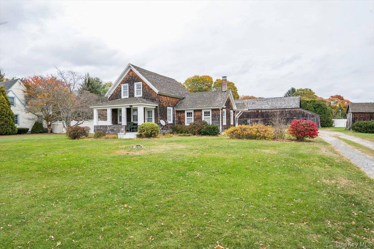 Single Family Locust  Suffolk County, NY 11716, MLS-930818-2