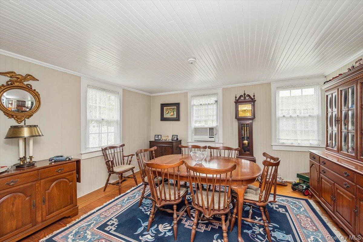 Single Family Locust  Suffolk County, NY 11716, MLS-930818-8