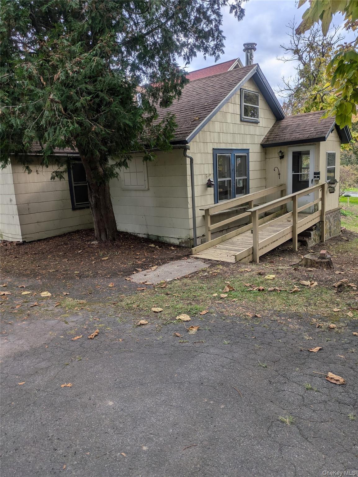 Single Family Glen  Ulster County, NY 12401, MLS-930837-2