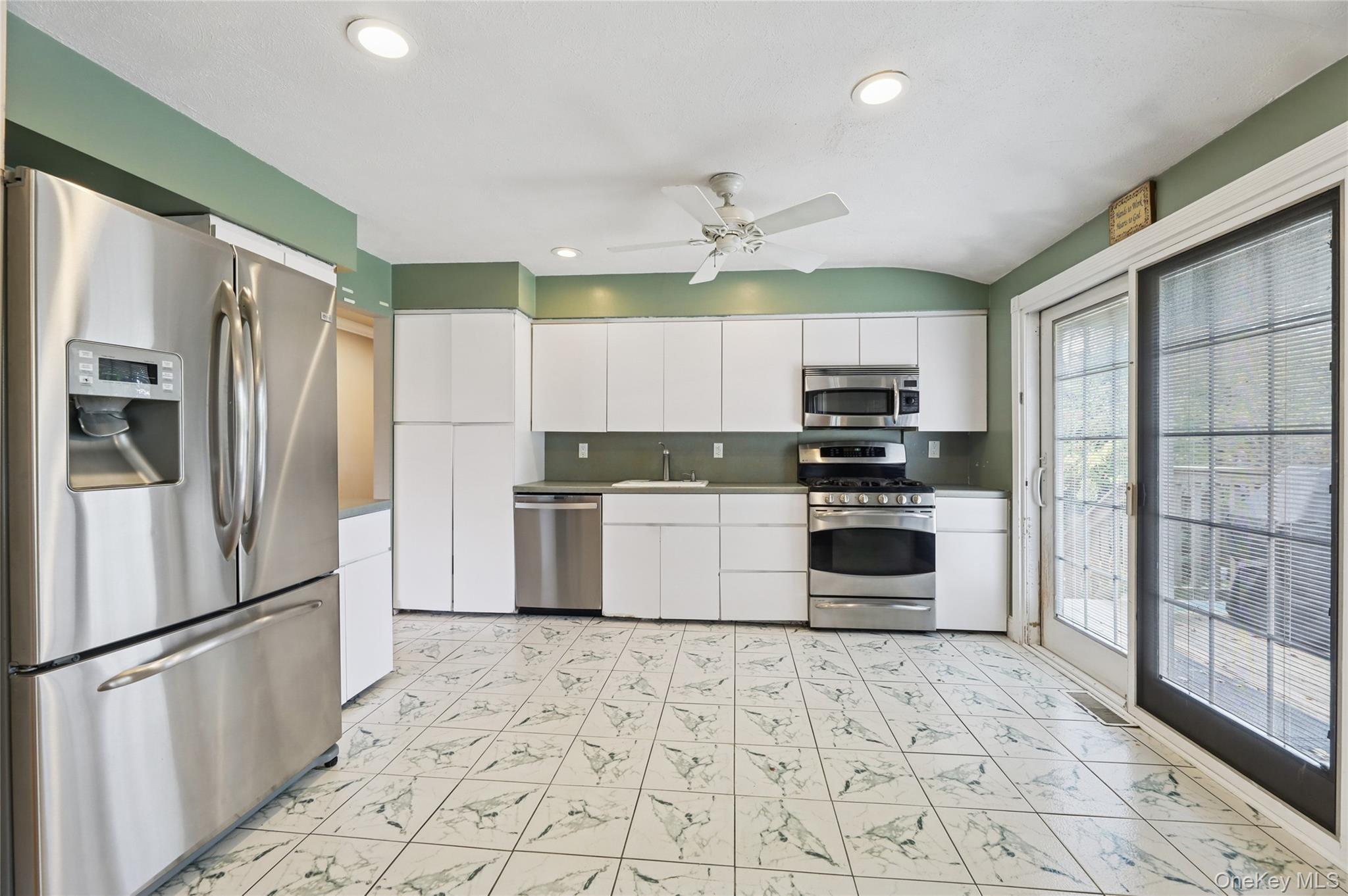 Single Family Lilac  Rockland County, NY 10954, MLS-930858-12