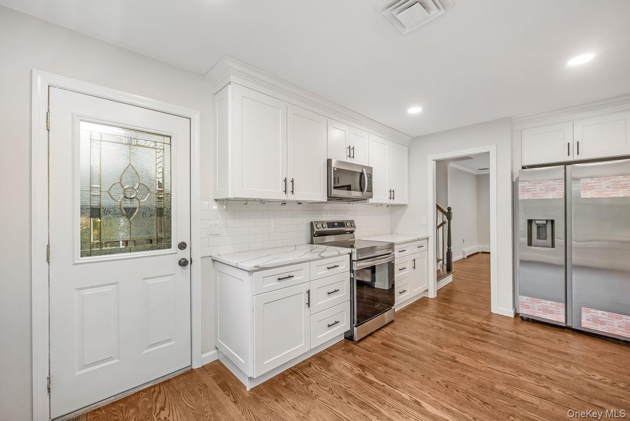 Single Family Gillette Suffolk County, NY 11772, MLS-930859-20