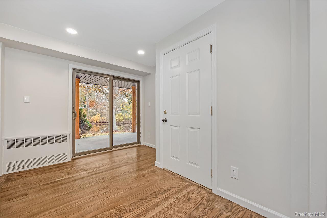 Single Family Gillette Suffolk County, NY 11772, MLS-930859-35