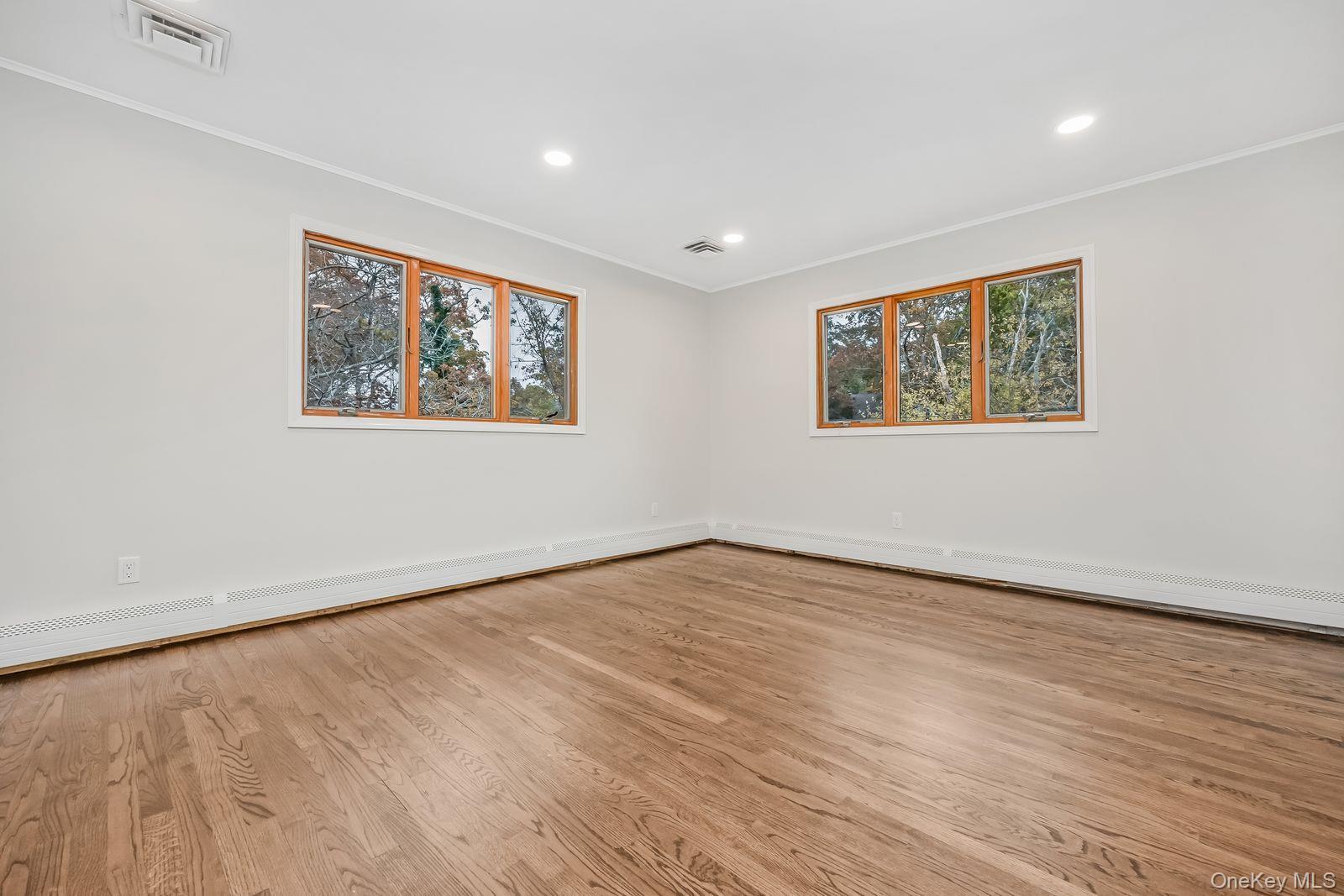 Single Family Gillette Suffolk County, NY 11772, MLS-930859-44