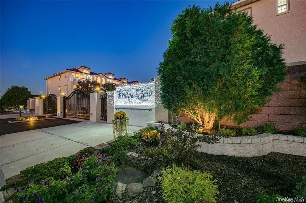 Single Family Zerega  Bronx, NY 10473, MLS-930863-4